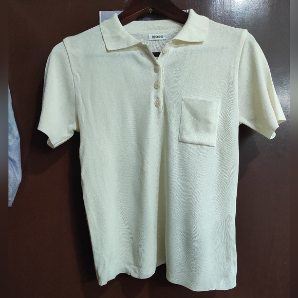 White top 🤍 - Picture 7 of 14